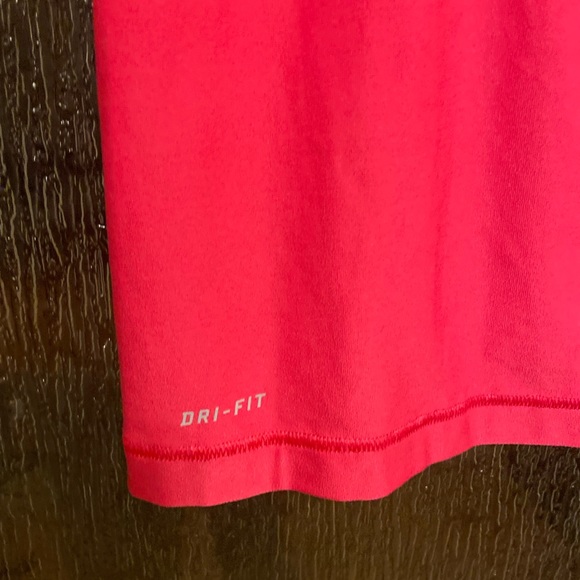 Nike Workout Tank Top - Picture 2 of 4